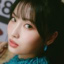 Momo 모모 Discord Bot Logo